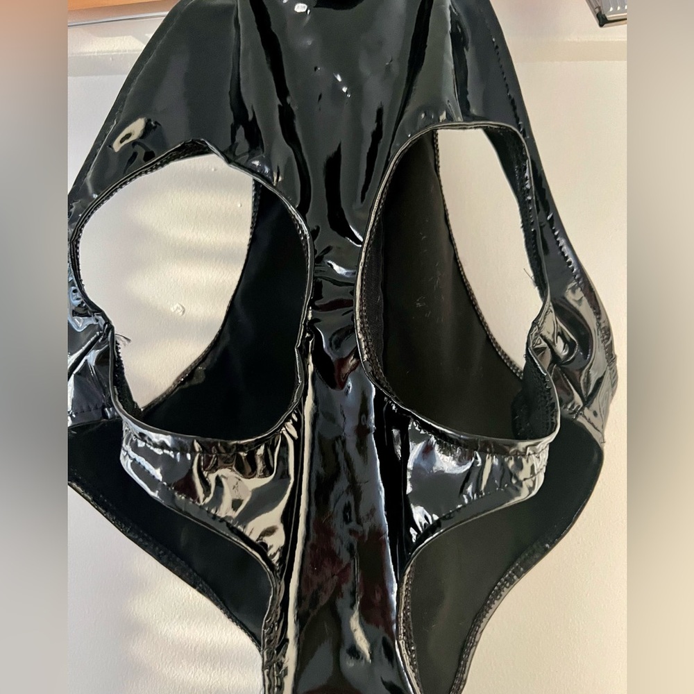 NWT Ghallas Goth Open Cup Leather Bodysuit, size Small - Picture 6 of 7